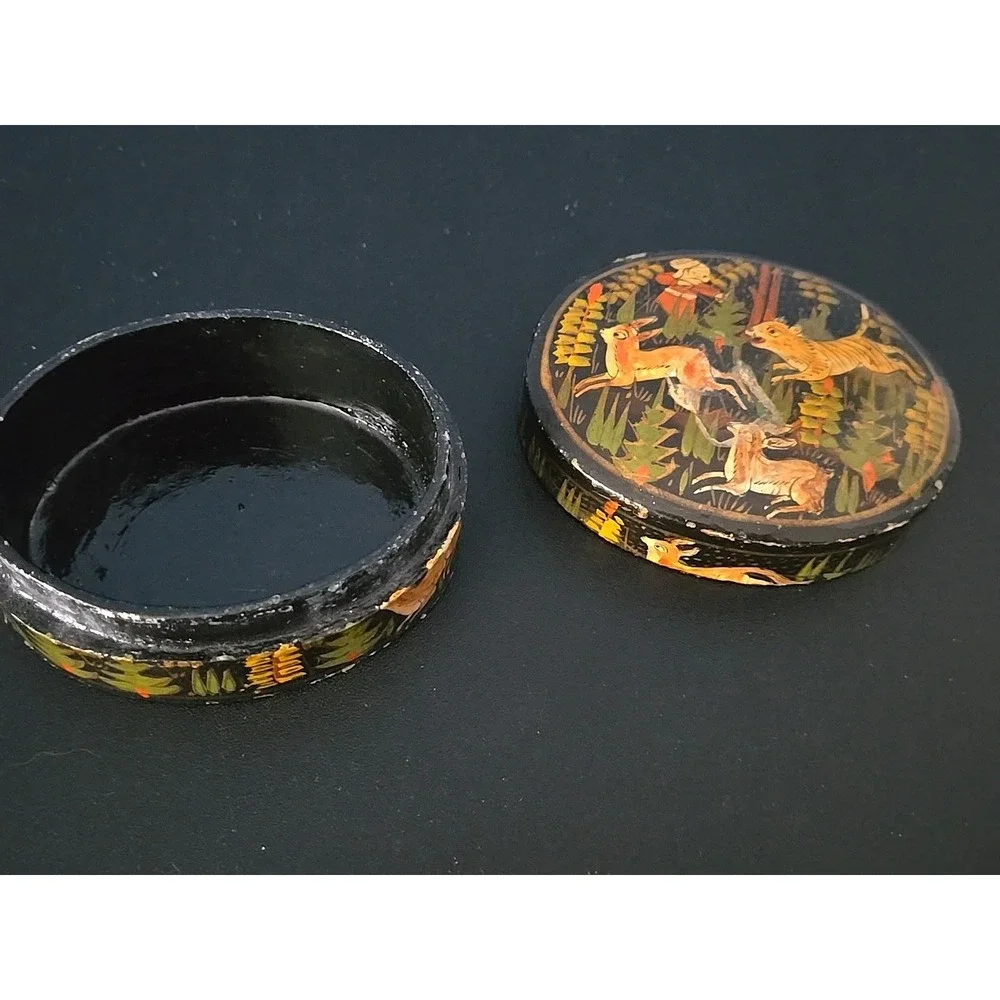 Vintage Paper Mache Box Deer Rabbit Hunting Kashmir India‎ Hand Painted 3